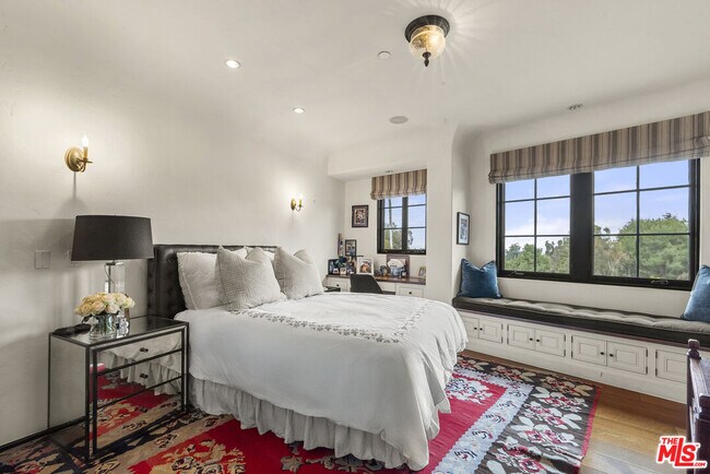 Building Photo - 361 Fordyce Rd