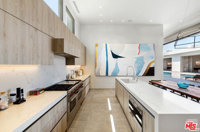 Building Photo - 52435 Ross Ave