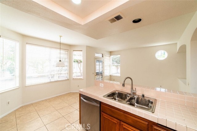 Building Photo - 10 Sparta