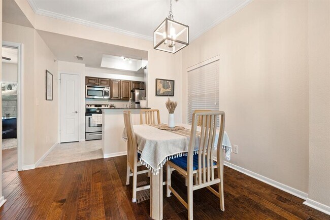 Building Photo - 6000-3 Shepherd Mountain Cove