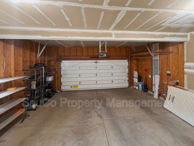 Building Photo - 15150 NW Dane Ln