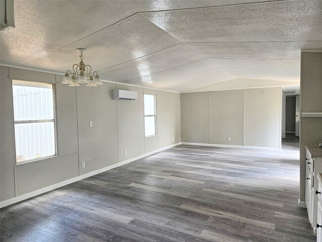 Building Photo - 16815 W Alderson
