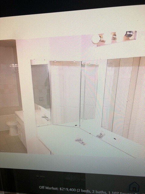 Building Photo - 11530 Villa Grand