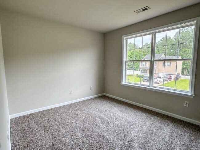 Building Photo - 14436 Sulphur Springs Terrace
