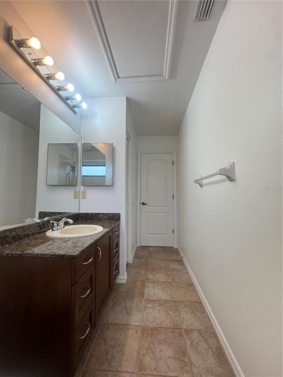 Building Photo - 6077 Marella Dr