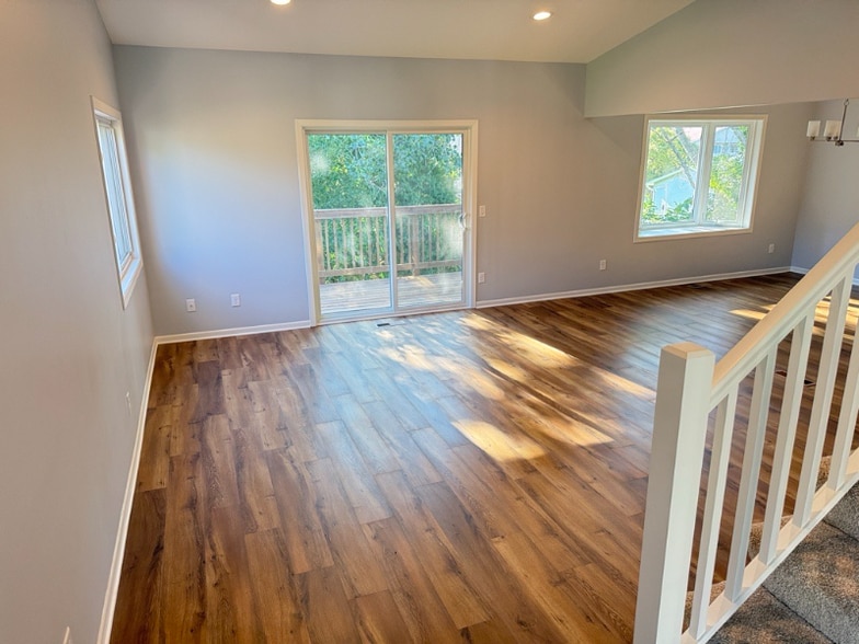 Building Photo - 7340 Bagpipe Blvd