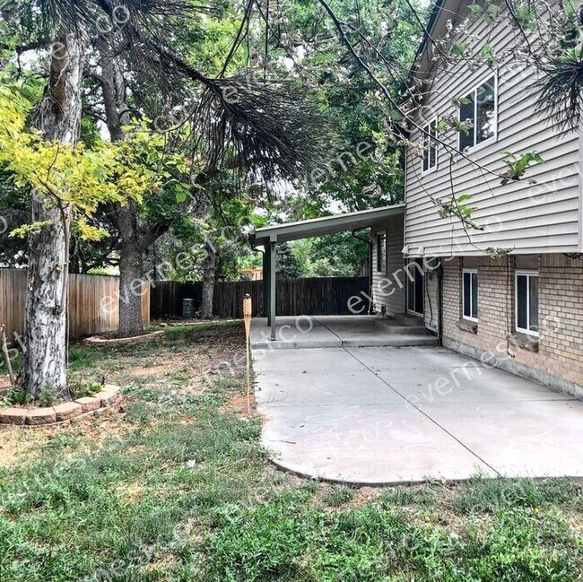 Building Photo - Beautiful 4-Bedroom Home with Modern Comfo...