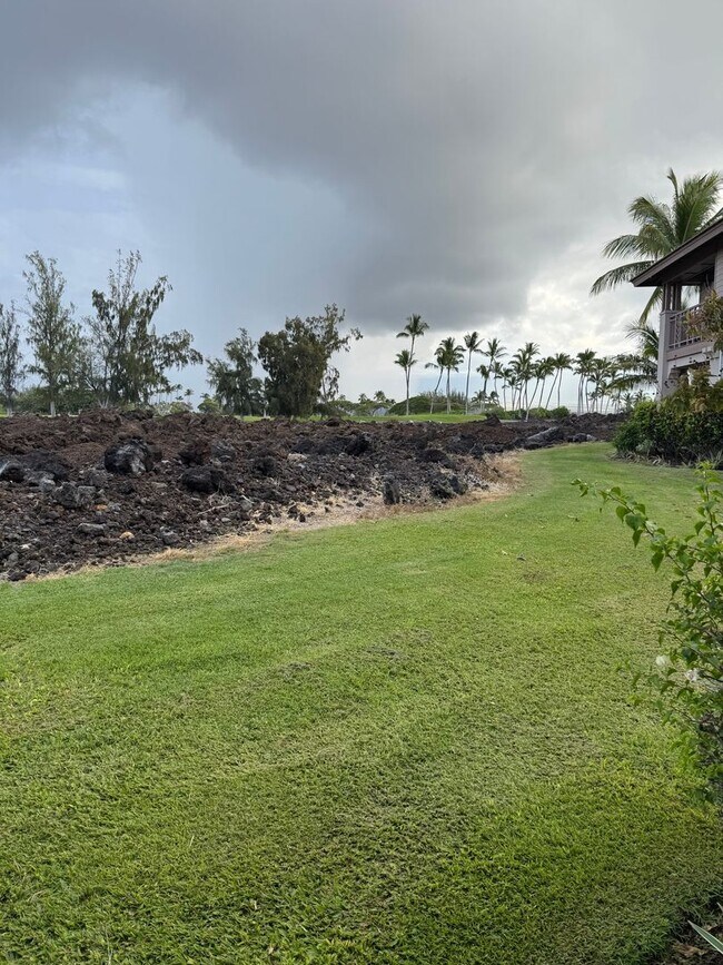 Building Photo - Luxurious Fully Furnished Long-Term Townhome Rental