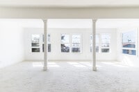 Building Photo - 3909 Cumberland Ave