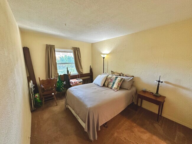 Building Photo - 8304 Bardmoor Blvd