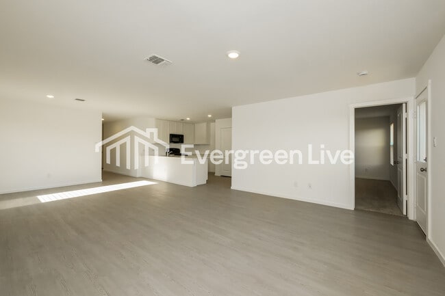 Building Photo - 12528 Huntington Rdg Wy