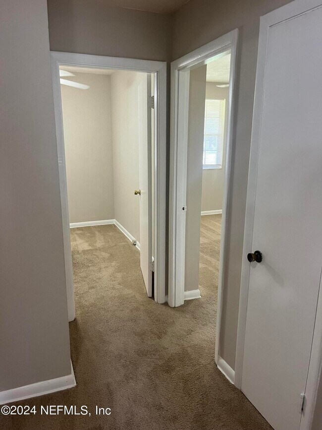 Building Photo - 1760 Mindanao Dr