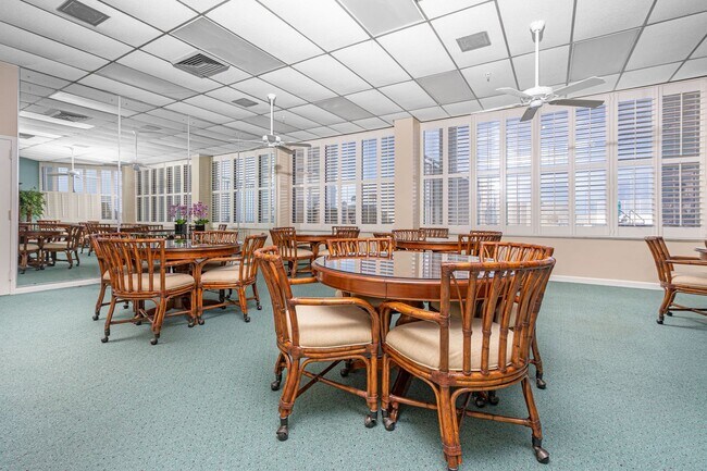 Building Photo - Fully Furnished 2-Bedroom, 2-Bath Beachfront Condo