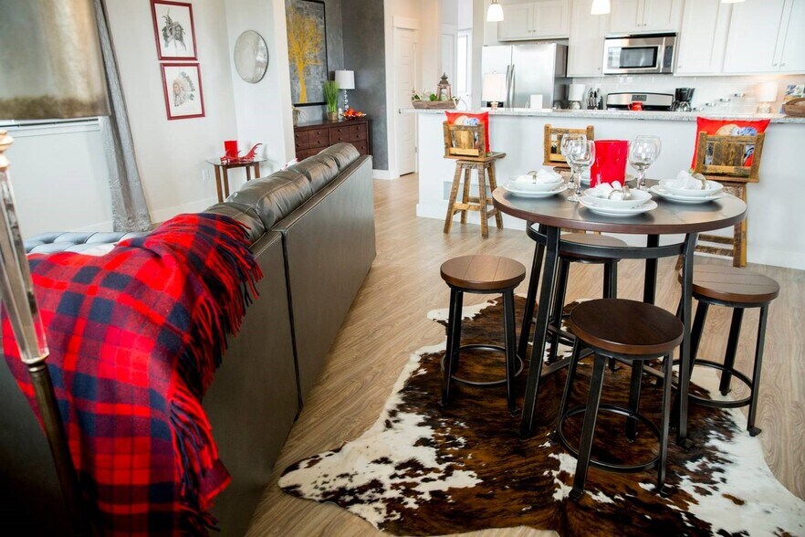 Building Photo - 32 Outlier Way