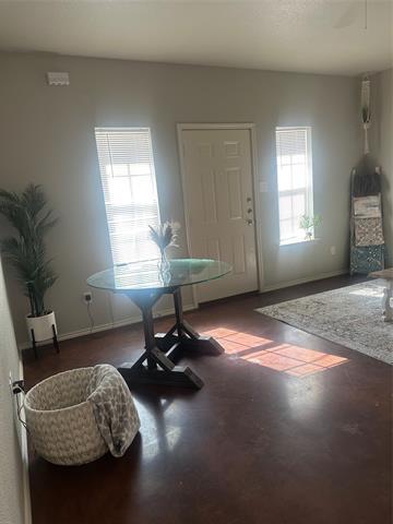 Building Photo - 215 Price Ln