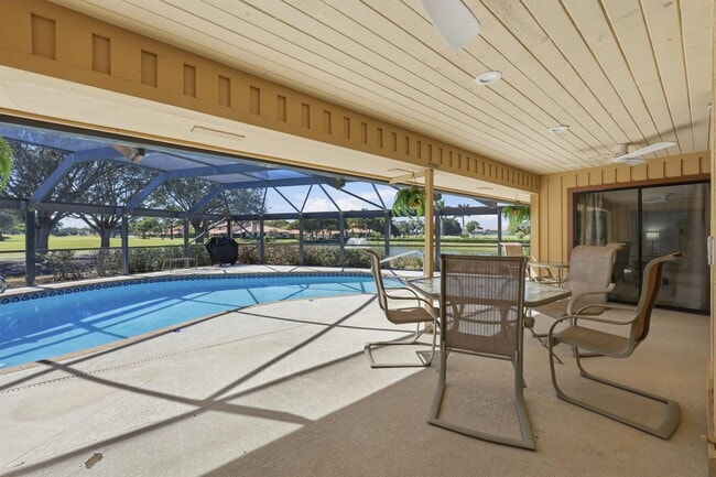 Building Photo - 3 Old Fence Rd