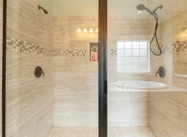 Building Photo - Southern Comfort Living: Your Dream Rental...