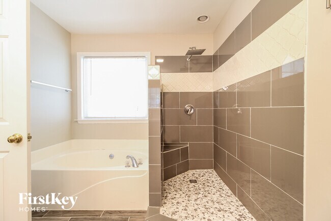 Building Photo - 3904 Melco Ct