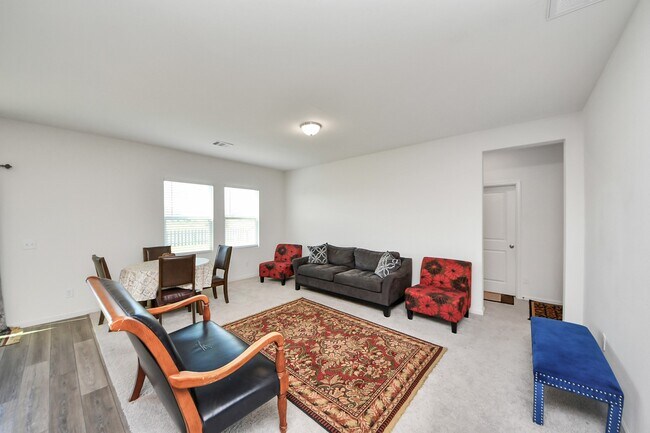 Building Photo - 4830 Highland Spgs Dr