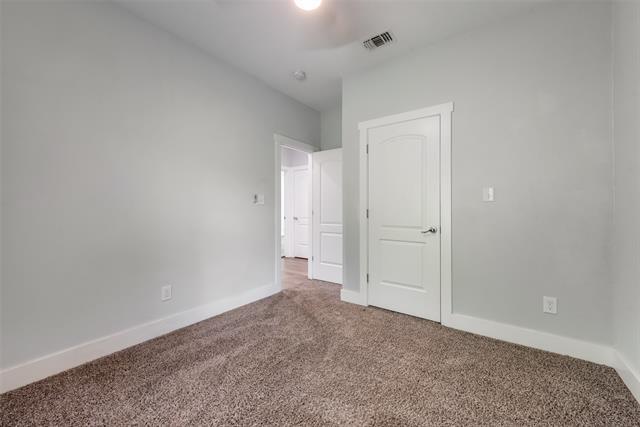 Building Photo - 1212 W Elm St