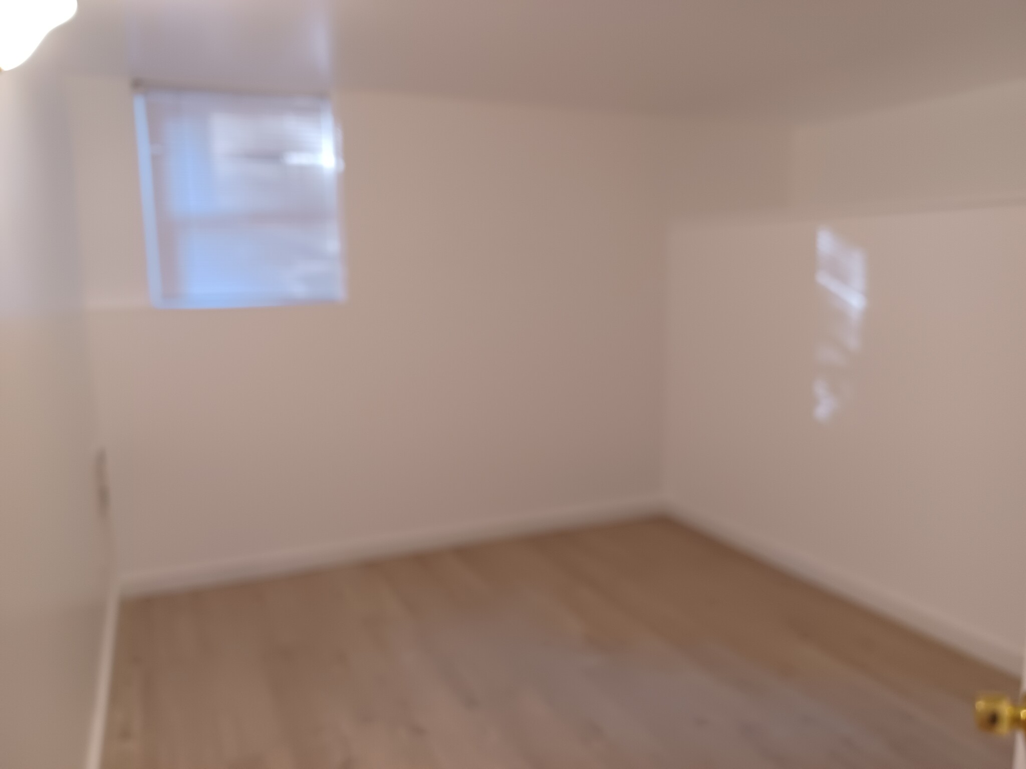 Building Photo - 308 S Yantic Ave
