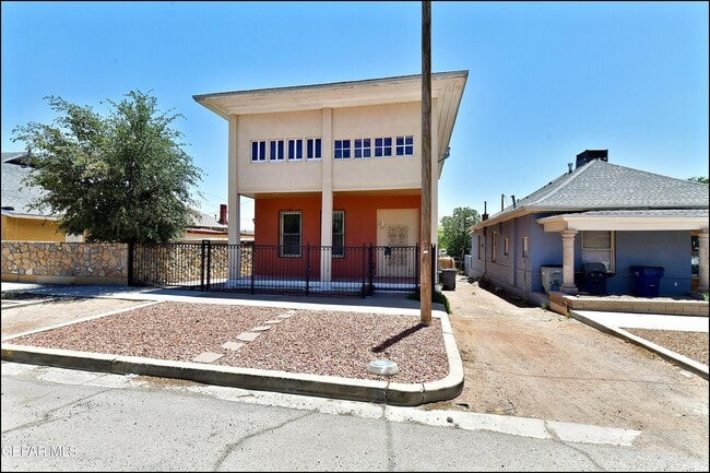 Building Photo - 612 E Nevada Ave