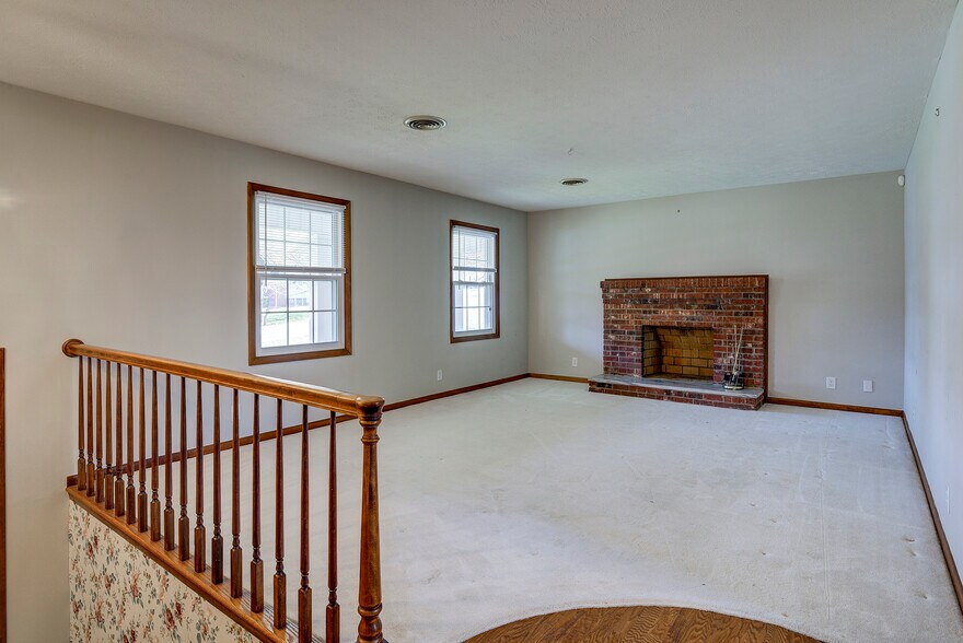 Building Photo - 145 Keystone Dr