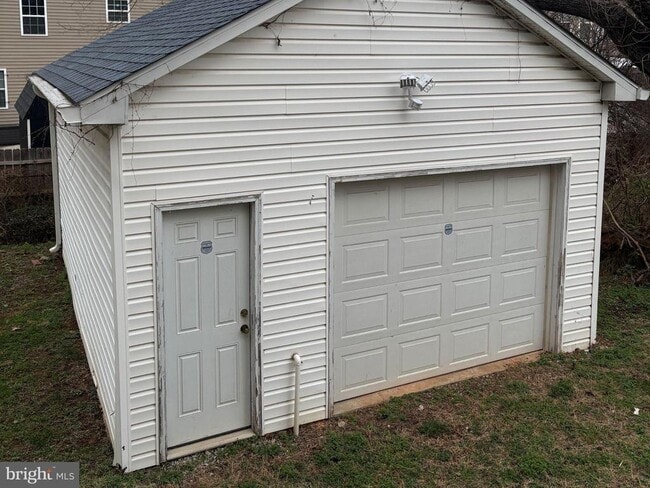 Building Photo - 5126 Call Pl SE