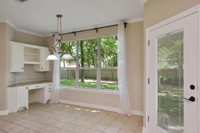 Building Photo - Beautifully Updated 4 Bedroom, 2.5 Bathrooms, 2-Story Home in West Round Rock