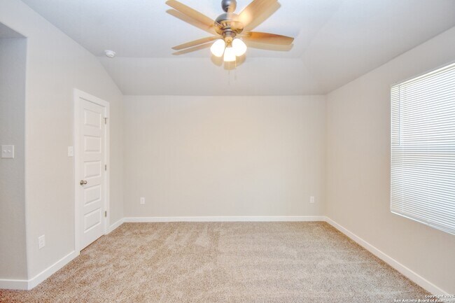 Building Photo - 8410 V. Verona