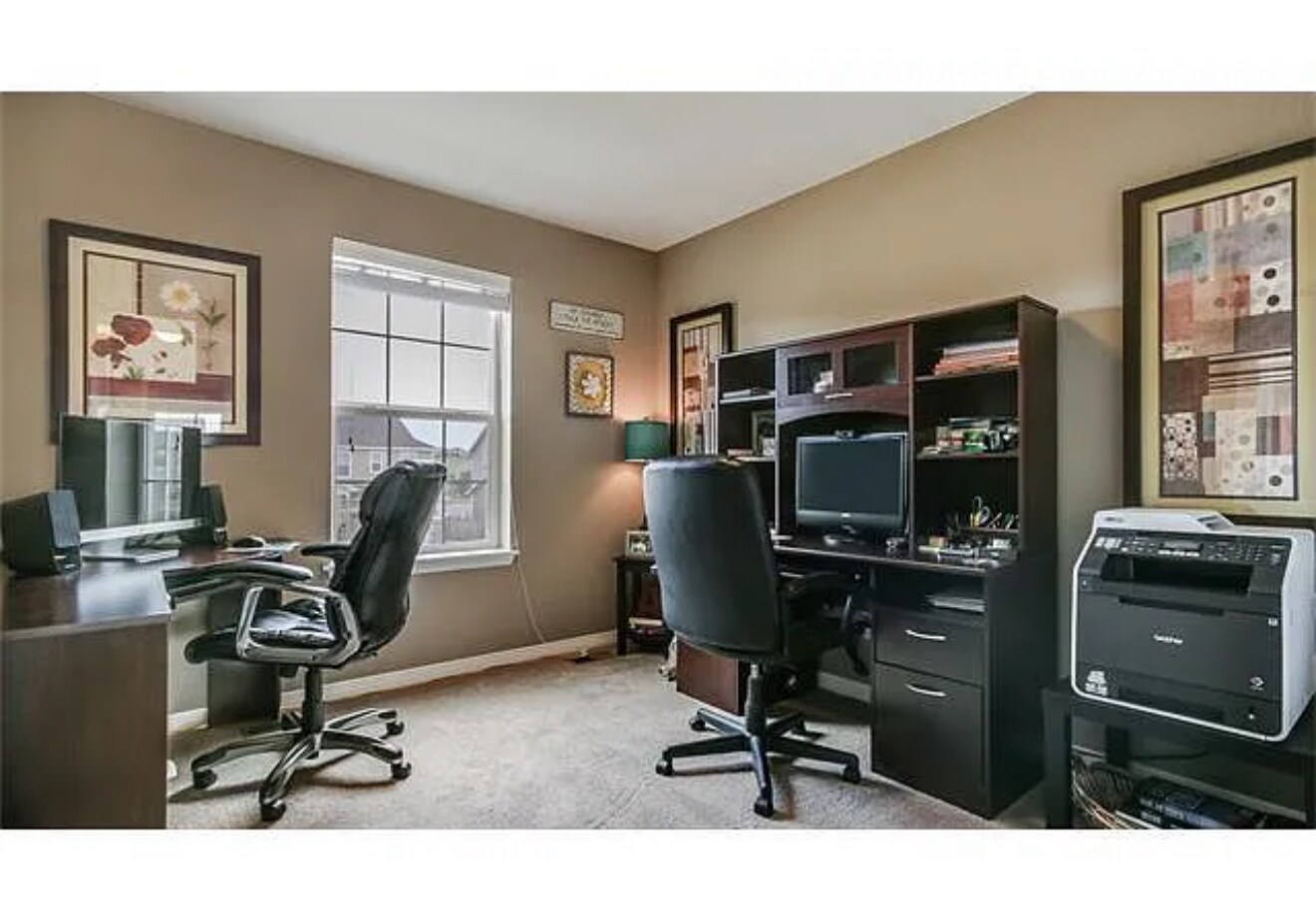 Building Photo - 15437 Coopers Hawk Ct