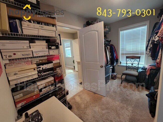 Building Photo - 123 Rouen Ln