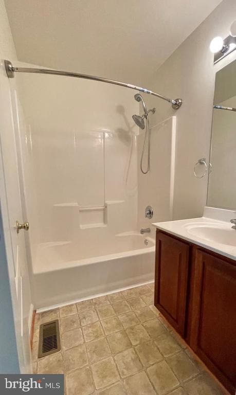 Building Photo - 303 Leontyne Pl