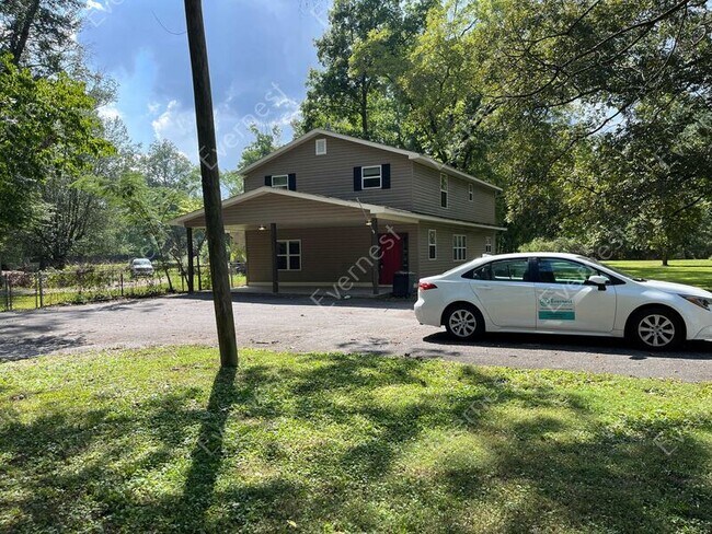Building Photo - 1660 Chattanooga Valley Rd