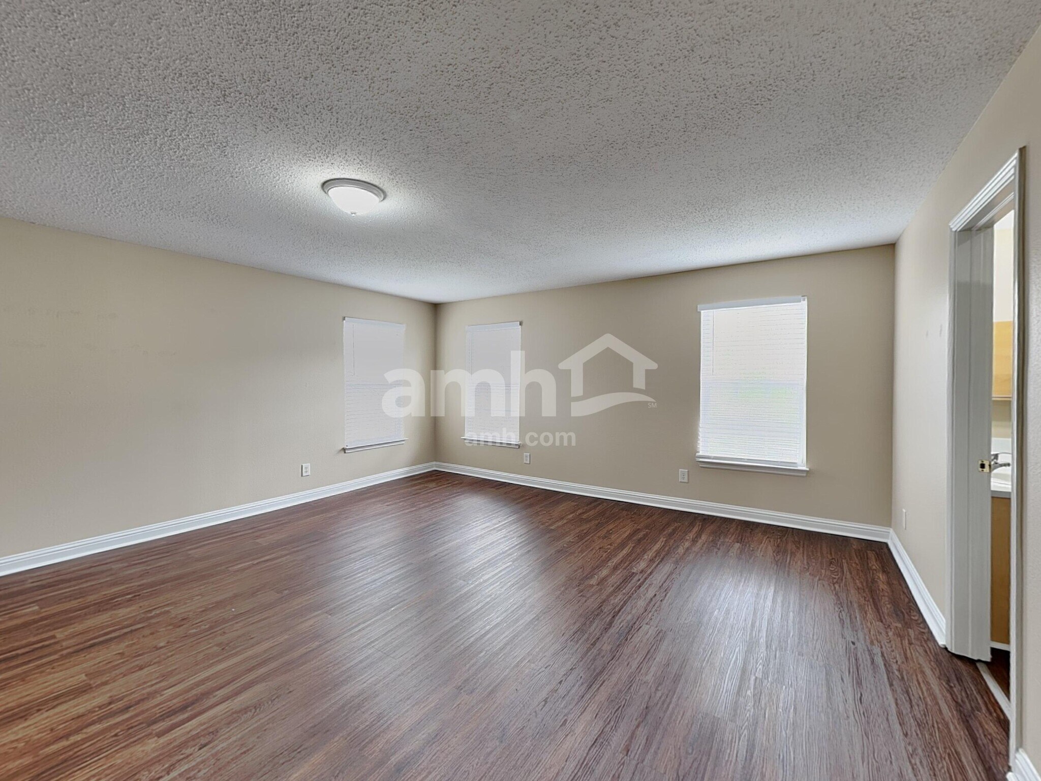 Building Photo - 12587 Majestic Way