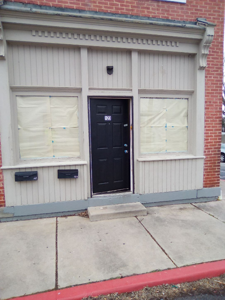 Building Photo - 121 High St