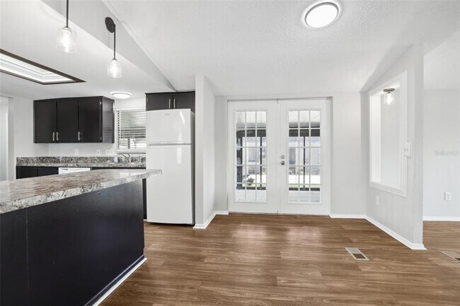 Building Photo - 3121 Briar St