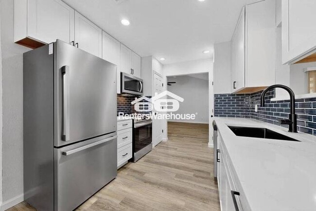Building Photo - Completely ReFreshed Grapevine Rental