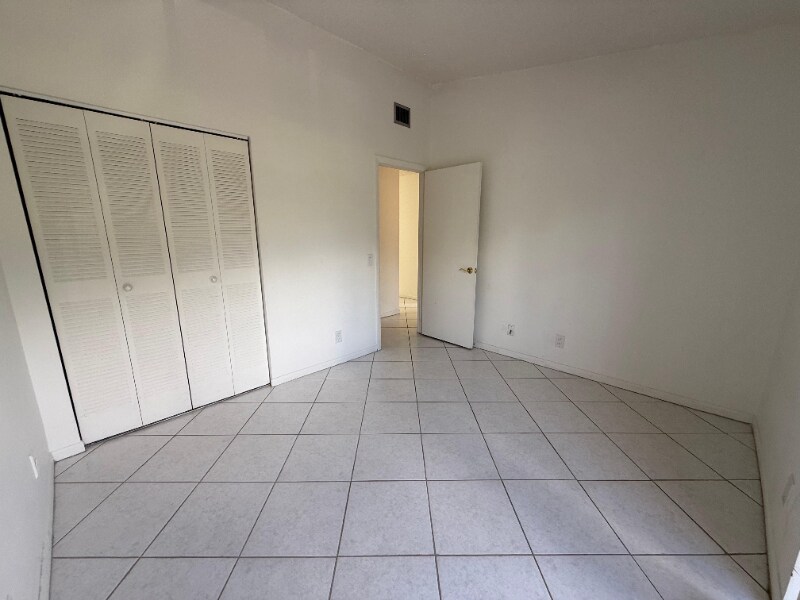 Building Photo - 1953 SW 15th St