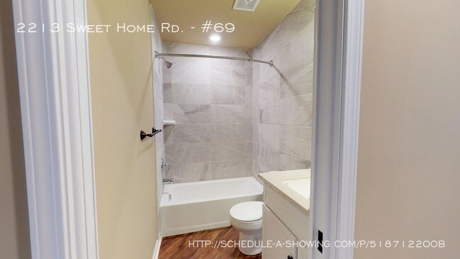 Building Photo - 2213 Sweet Home Rd