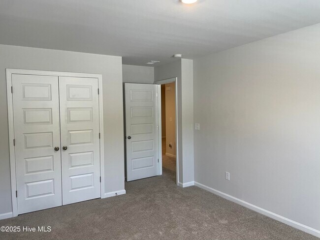Building Photo - 1157 State Rd 1157