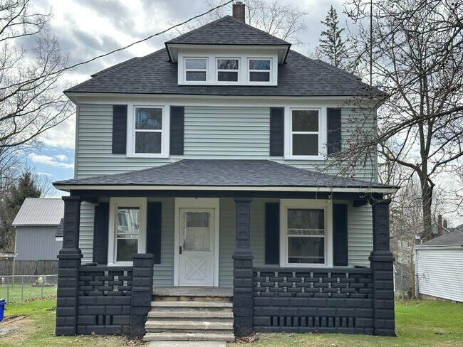 Building Photo - 510 Lafayette Ave