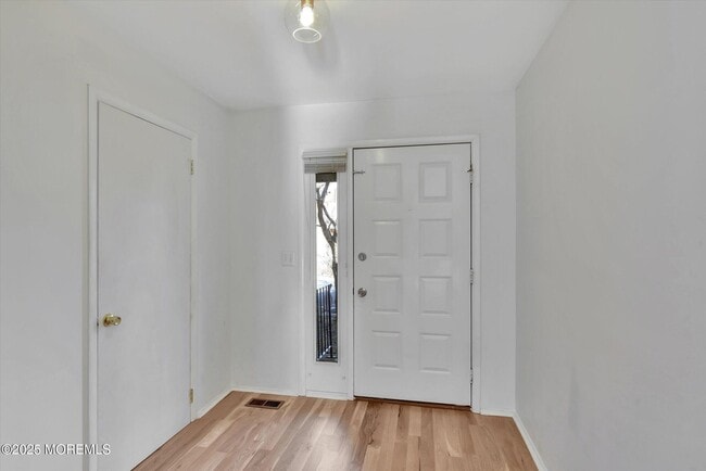 Building Photo - 15 Pimlico