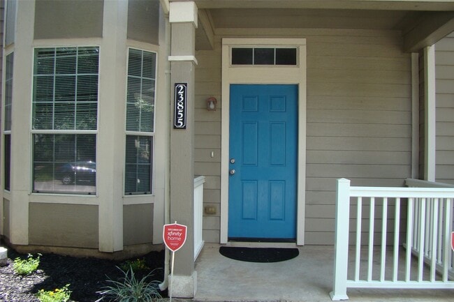 Building Photo - 23855 Pebworth Pl