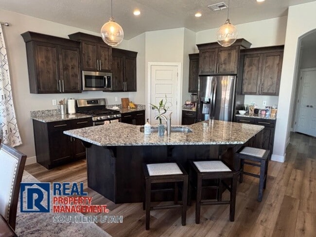 Building Photo - Beautiful Santa Clara Home