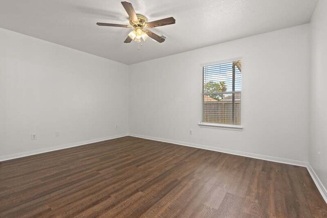 Building Photo - 5082 Akumal Calle