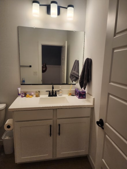 Building Photo - 40545 W Chambers Dr