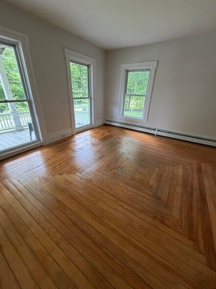 Building Photo - 30 Edgewood St