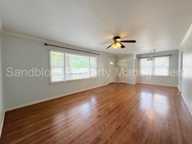 Building Photo - For Lease | Midtown Tulsa | Available Now!