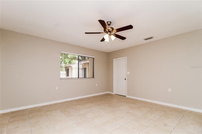 Building Photo - 900 Brennam Pl